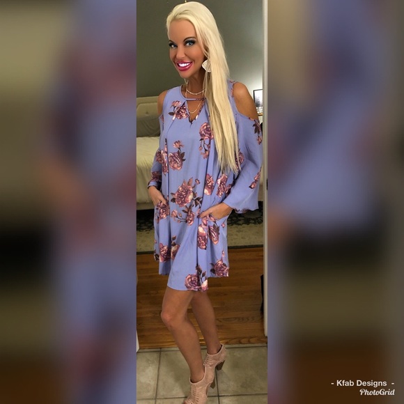 🥰LAST 1! Lavender Floral Cold Shoulder Dress! - Picture 2 of 6